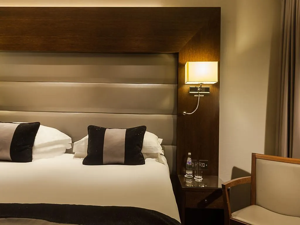 Park Grand Heathrow Hotel Hounslow