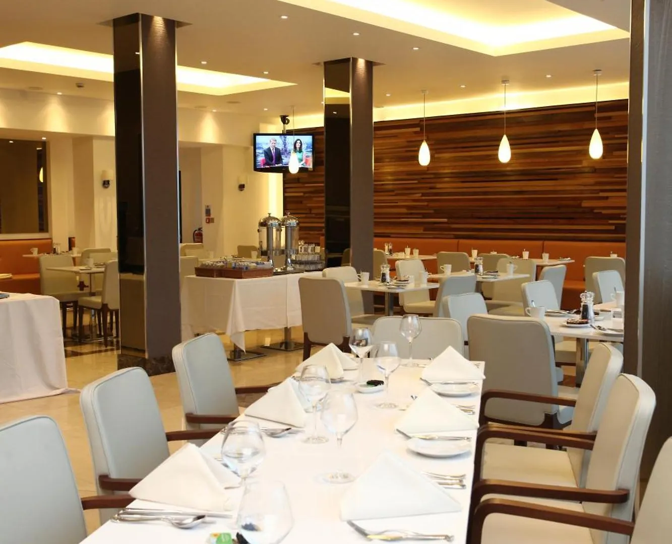 Park Grand Heathrow Hotel Hounslow 4*,  Egyesült Királyság