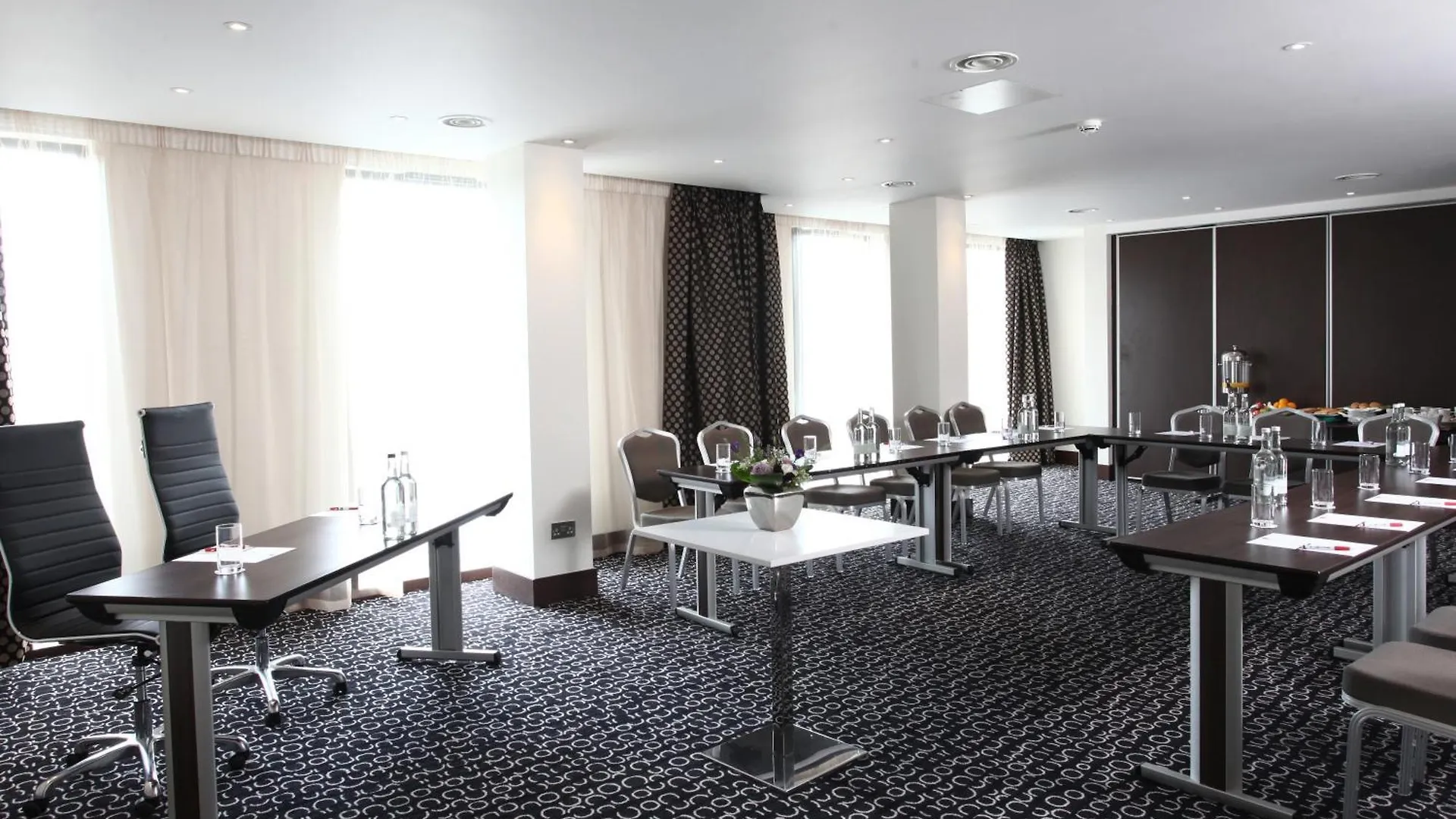 Park Grand Heathrow Hotel Hounslow Egyesült Királyság