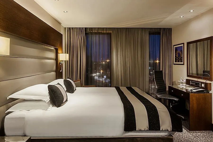 Park Grand Heathrow Hotel Hounslow